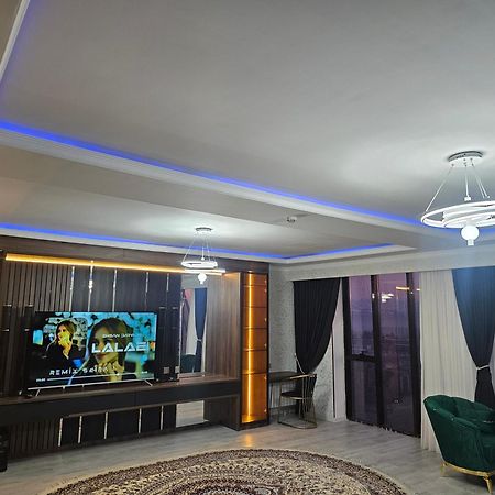 Baland Hotel 杜尚别 外观 照片